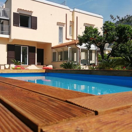 Summer Colors Rooms & Apartments Meta Exterior foto